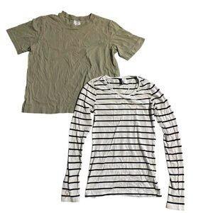 BUNDLE (2) Small H&M Divided Cotton Tops